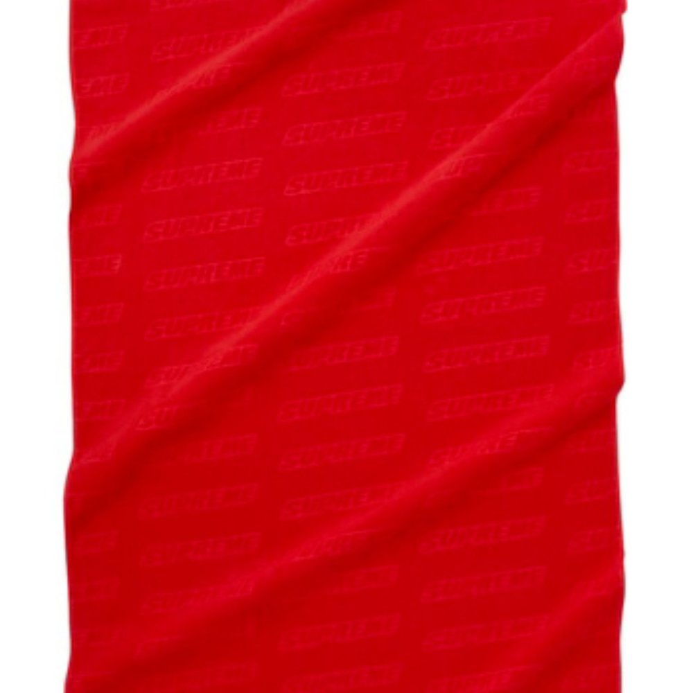 Supreme Tonal Repeat BEACH TOWEL ~brand new in sealed packaging - Picture 2 of 10